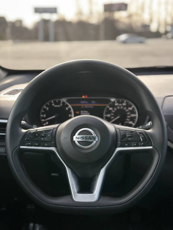 2021 Nissan Altima 2.5 SV
