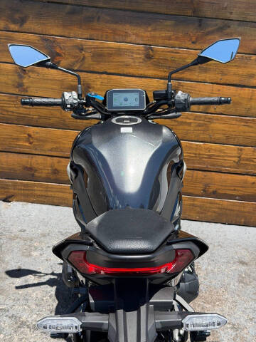 2025 Kawasaki Z900 ABS