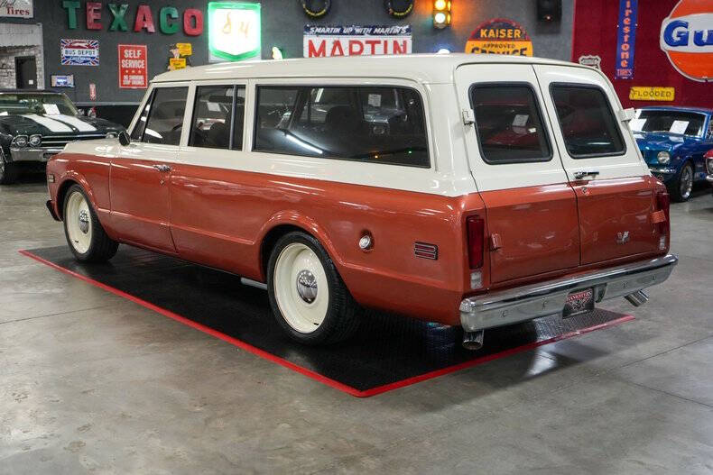 1969 Chevrolet Suburban