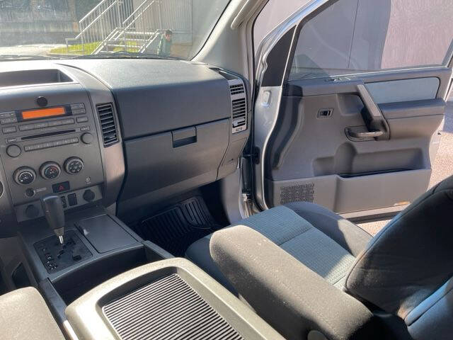 2006 Nissan Titan XE FFV