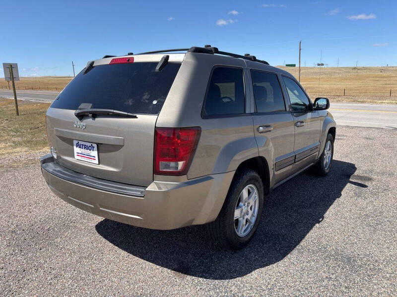 2006 Jeep Grand Cherokee Laredo