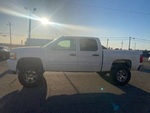 2009 Chevrolet Silverado 1500 for sale at First Choice Auto Sales in Bakersfield CA