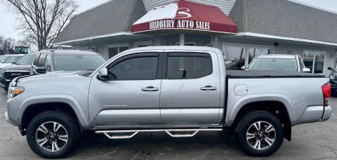 2016 Toyota Tacoma for sale at BRADBURY AUTO SALES in Gibson City IL