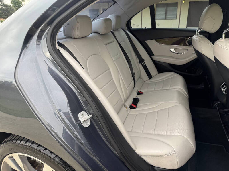 2015 Mercedes-Benz C-Class C 300