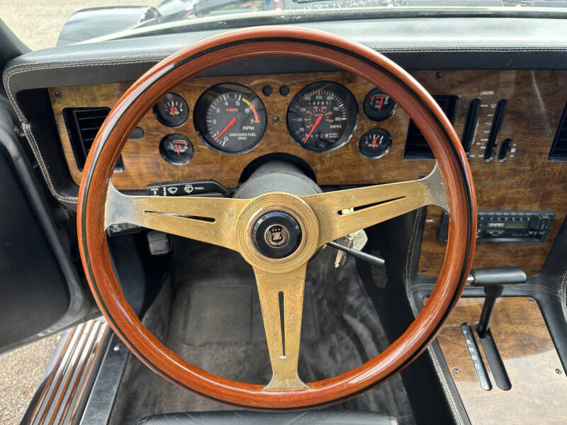 1984 Ford Mustang L