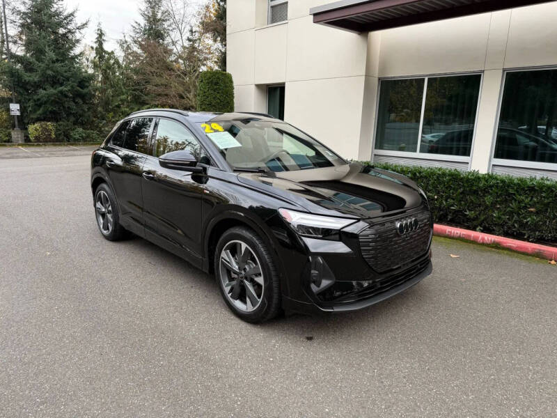 2024 Audi Q4 e-tron quattro Premium Plus 55