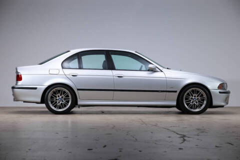 2002 BMW M5