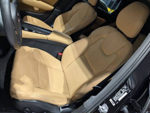 2018 Volvo V90 Cross Country T5