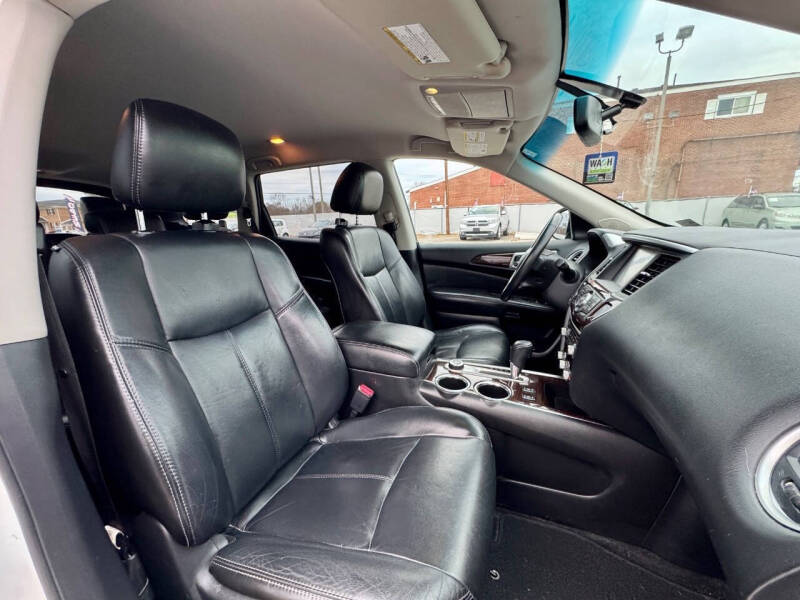 2014 Nissan Pathfinder SL