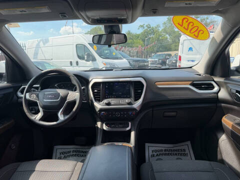 2022 GMC Acadia SLE