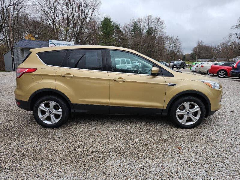 2015 Ford Escape SE photo 2