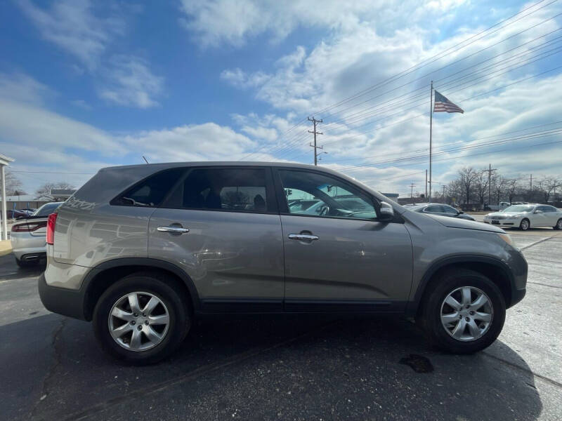 2011 Kia Sorento LX