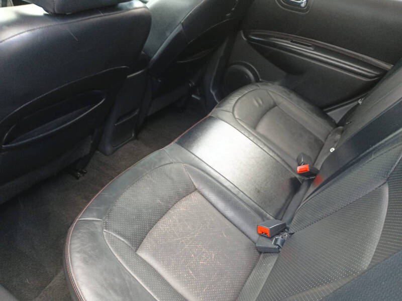 2012 Nissan Rogue SV w/SL Package