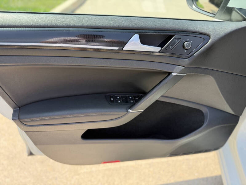 2015 Volkswagen Golf TSI SEL