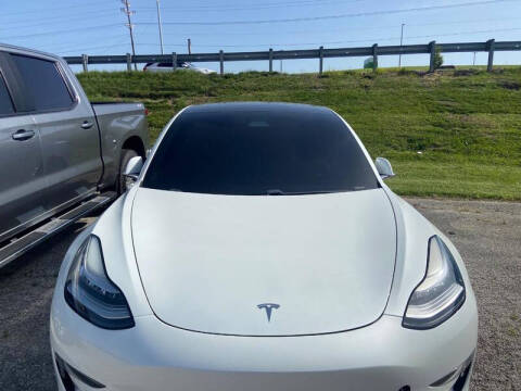 2020 Tesla Model 3 Standard Range