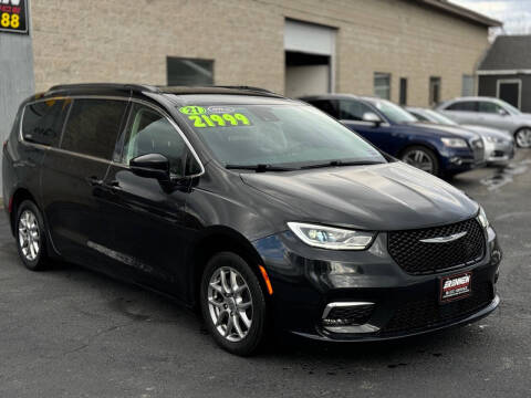 2021 Chrysler Pacifica for sale at Rennen Performance in Auburn ME