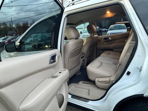 2015 Nissan Pathfinder SL