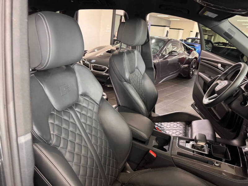 2024 Audi SQ5 3.0T quattro Premium Plus