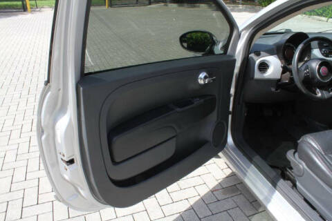 2012 FIAT 500 Lounge