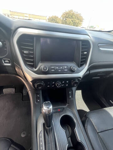2017 GMC Acadia SLT-2