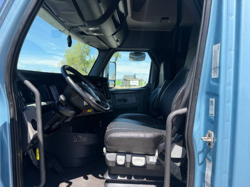 2019 Freightliner Cascadia
