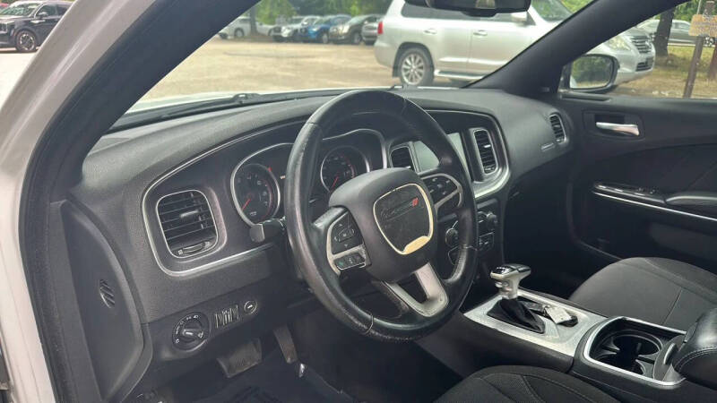 2016 Dodge Charger SXT