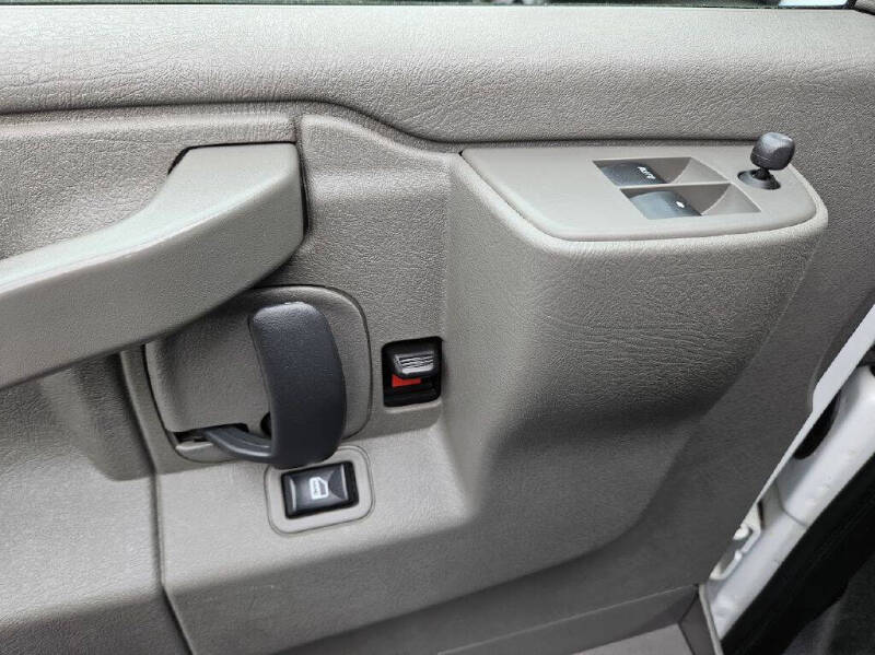 2021 Chevrolet Express 2500