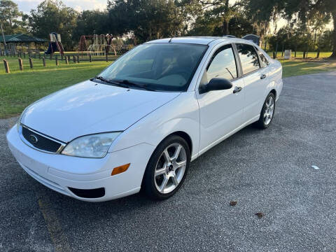 2005 Ford Focus for sale at DRIVELINE in Savannah GA