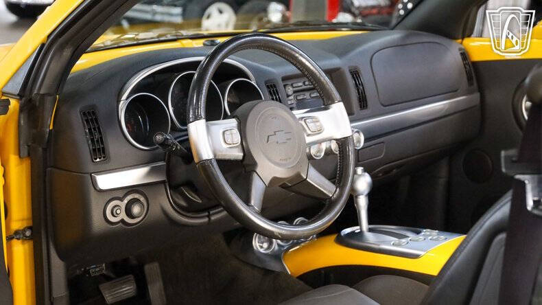 2004 Chevrolet SSR LS