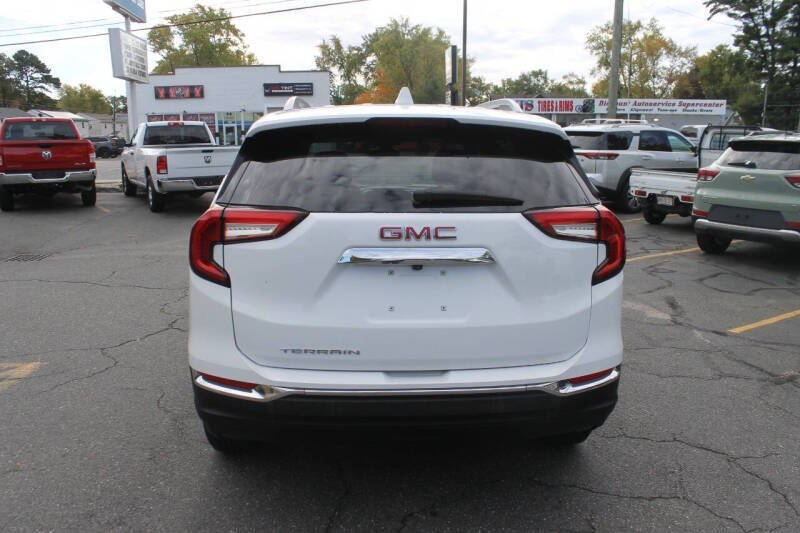 2023 GMC Terrain SLT