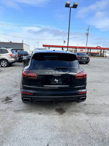 2016 Porsche Cayenne