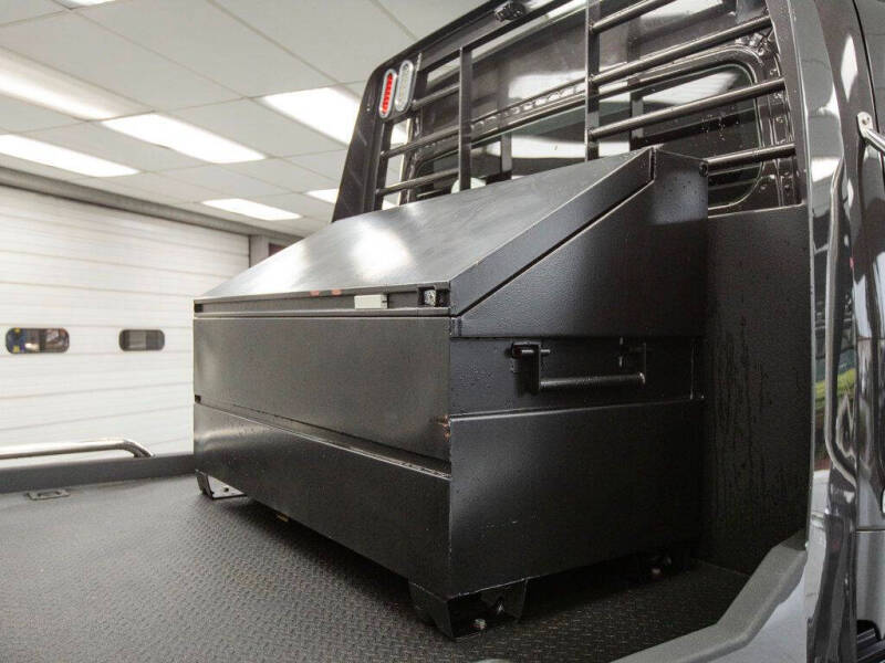 2018 Freightliner M2 106