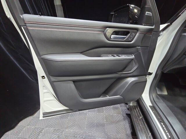 2025 Nissan Armada PRO-4X