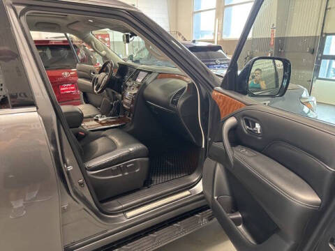 2019 Infiniti QX80 Luxe