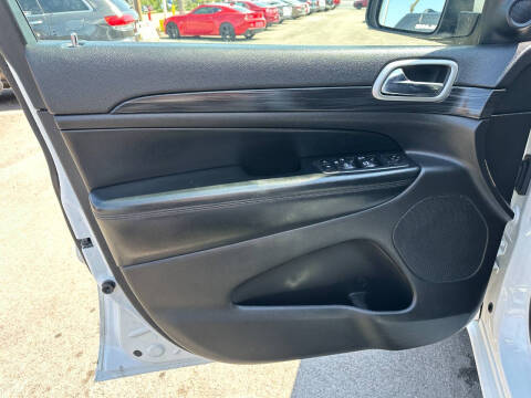 2019 Jeep Grand Cherokee Altitude