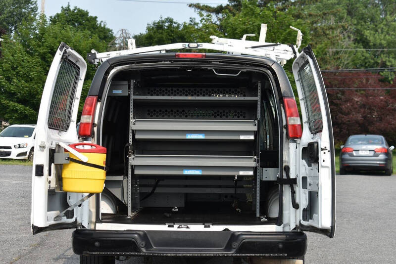 2017 Chevrolet Express 2500