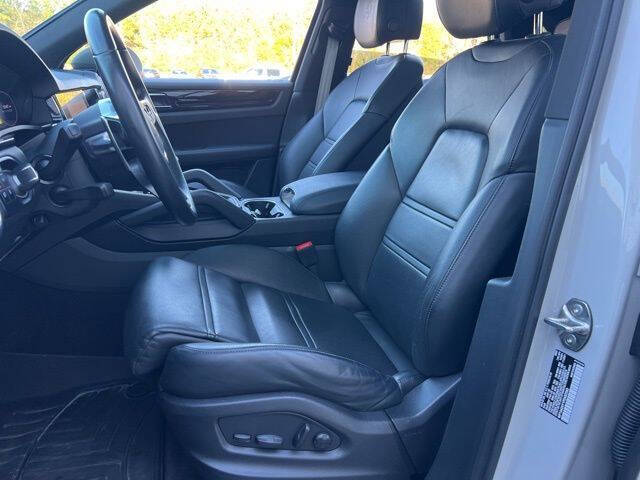 2023 Porsche Cayenne