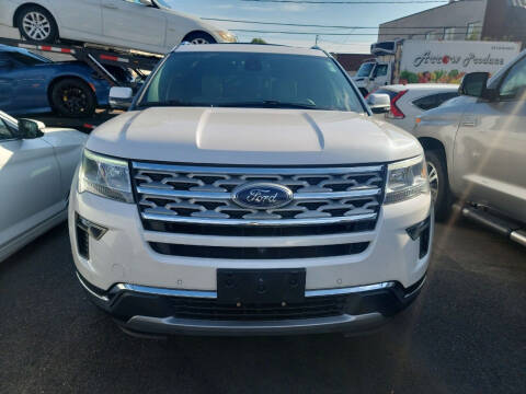 2018 Ford Explorer for sale at OFIER AUTO SALES in Freeport NY