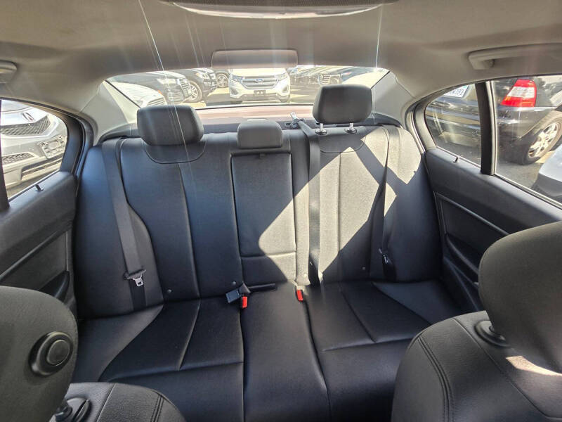 2016 BMW 3 Series 320i
