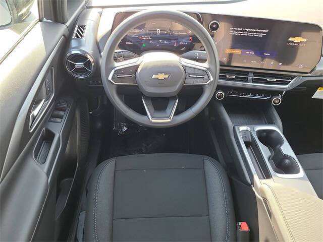 2026 Chevrolet Equinox EV LT 1