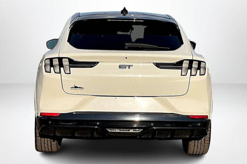 2022 Ford Mustang Mach-E GT