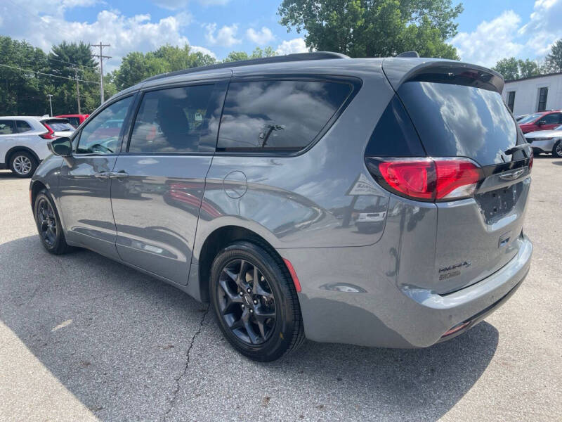 2020 Chrysler Pacifica Touring L Plus