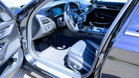 2018 BMW 7 Series 740i