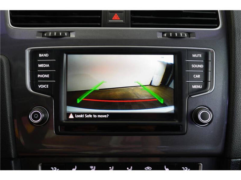 2016 Volkswagen e-Golf SE