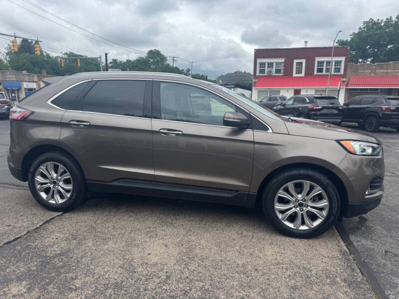 2019 Ford Edge Titanium