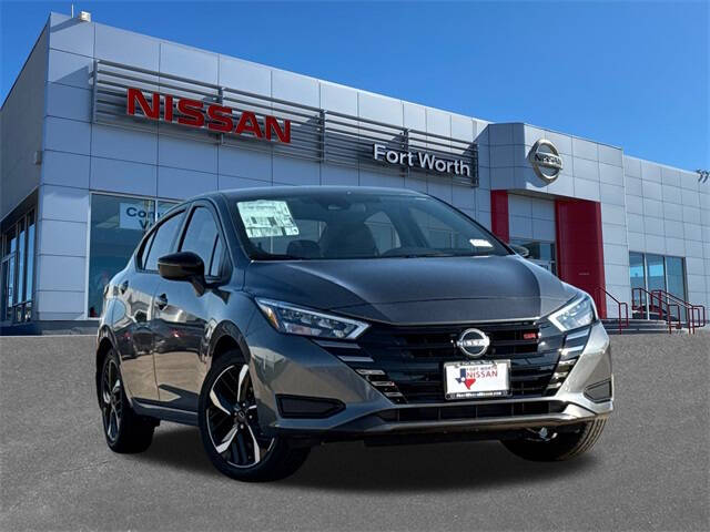 2025 Nissan Versa SR