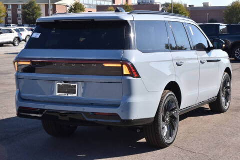 2025 Lincoln Navigator Reserve