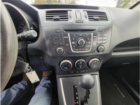 2015 Mazda MAZDA5 Sport