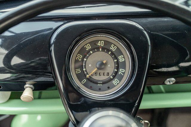 1966 Volkswagen 11-Window 27