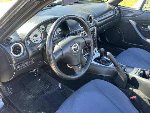 2003 Mazda MX-5 Miata